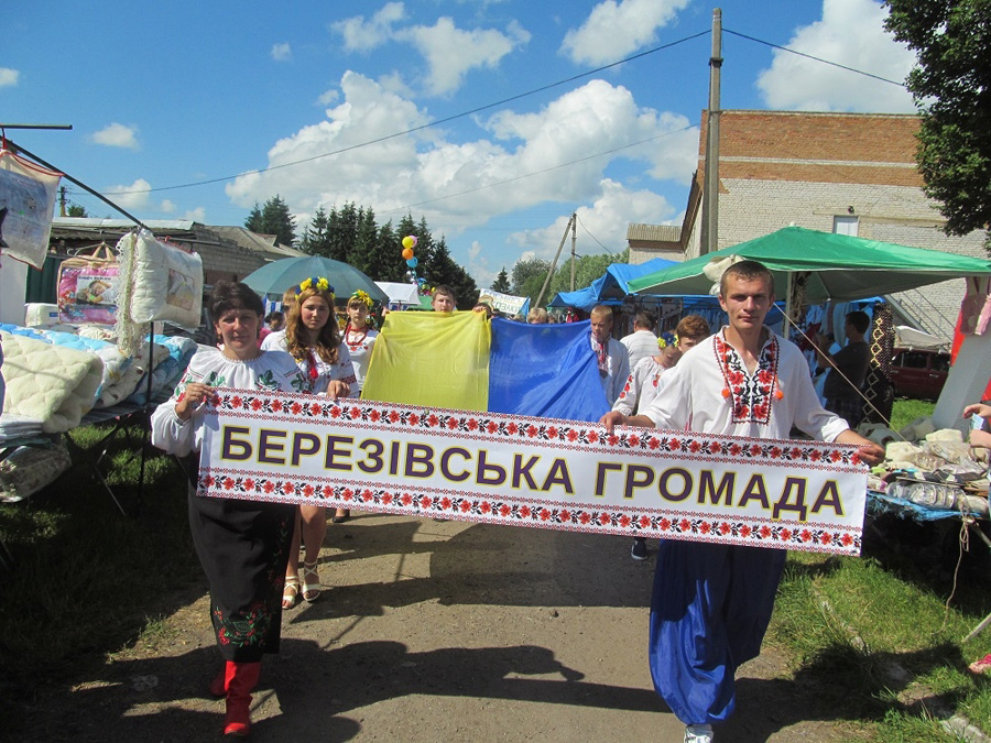 Березівська громада на Спасо-Преображенському ярмарку. Фото з сайту Березівської громади